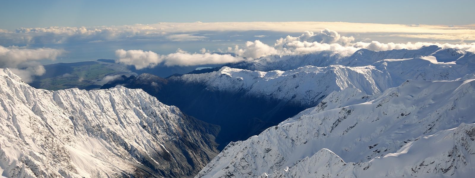 Scenic flight above the Southern Alps